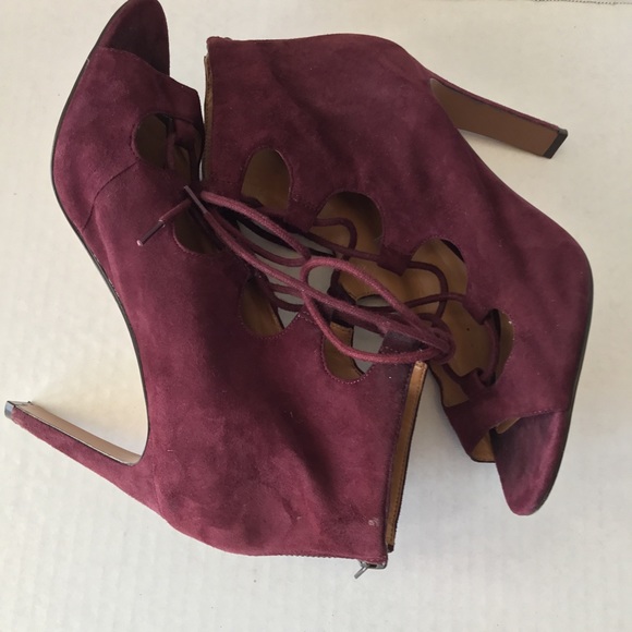 NINE WEST FRETABL BURGUNDY HEELS LACE UP ZIPPER SIZE 8.5 - Picture 3 of 15